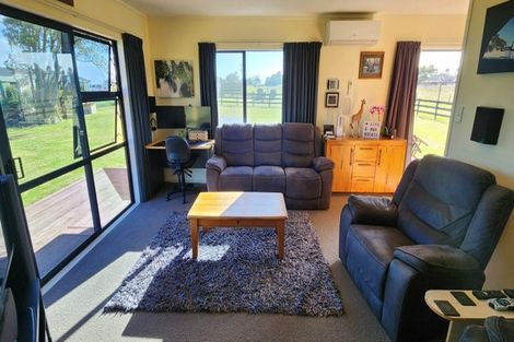 Photo of property in 145 Kohanga Road, Te Kohanga, Tuakau, 2693