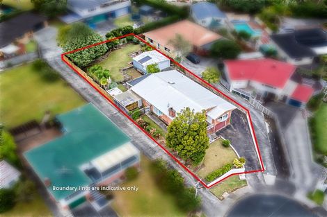 Photo of property in 8 Christina Avenue, Te Atatu South, Auckland, 0602