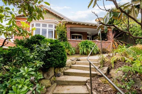 Photo of property in 21 Grandview Crescent, Opoho, Dunedin, 9010