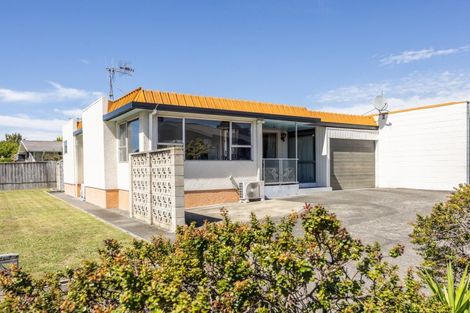 Photo of property in 45 Coventry Avenue, Tamatea, Napier, 4112