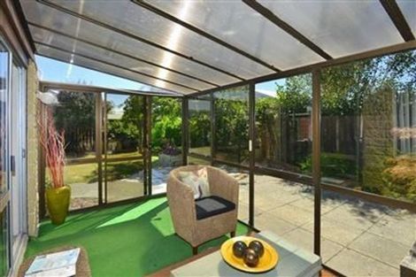 Photo of property in 2/8a Rachel Place, Avonhead, Christchurch, 8042
