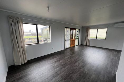 Photo of property in 15 Williams Crescent, Maketu, 3189
