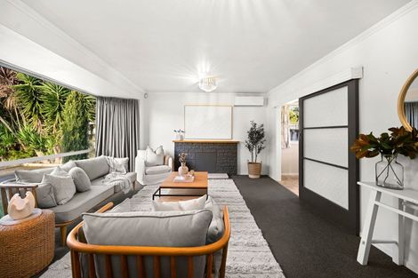 Photo of property in 102 Browning Street, Leamington, Cambridge, 3432