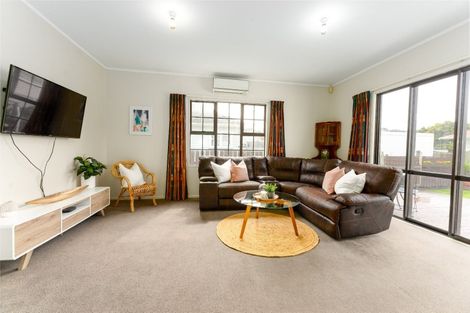 Photo of property in 56 Compton Crescent, Taita, Lower Hutt, 5011
