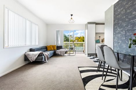 Photo of property in 323 Triangle Road, Massey, Auckland, 0614