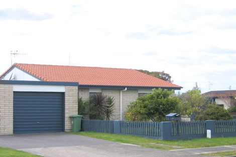 Photo of property in 2a Compton Place, Mount Maunganui, 3116