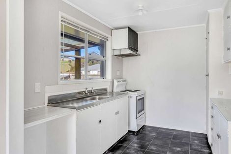 Photo of property in 77 Ranfurly Street, Kaiti, Gisborne, 4010