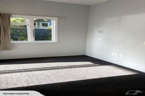 Photo of property in 410 Muritai Road, Eastbourne, Lower Hutt, 5013