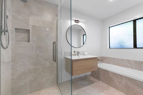 Photo of property in 5 Cricklewood Place, Avonhead, Christchurch, 8042