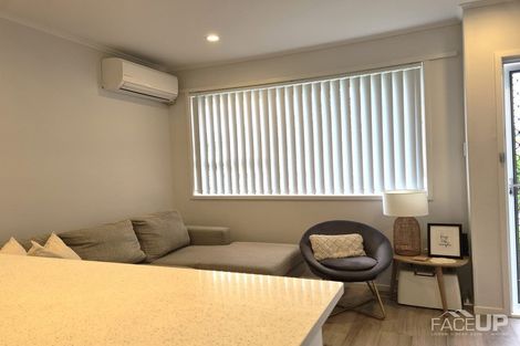 Photo of property in 2/38 Nile Road, Milford, Auckland, 0620