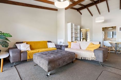 Photo of property in 10/14 Malaghan Street, Queenstown, 9300