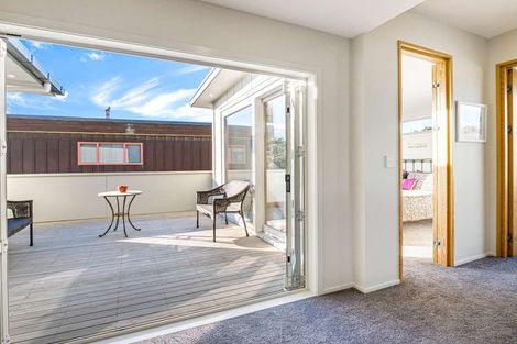 Photo of property in 5 Somerset Grove, Waitarere Beach, Levin, 5510