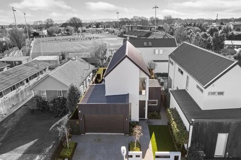 Photo of property in 91 Dover Street, St Albans, Christchurch, 8014