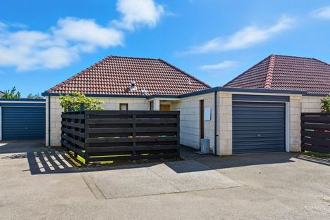 Photo of property in 5/4 Broadbent Street, Riccarton, Christchurch, 8041