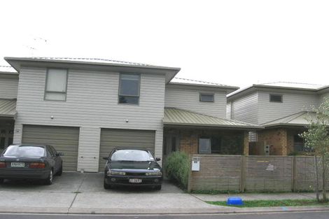 Photo of property in 23 Verdale Circle, Glen Eden, Auckland, 0602