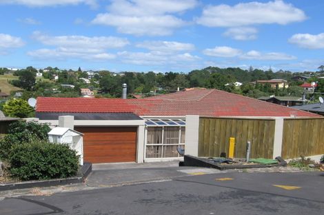 Photo of property in 34 Jellicoe Road, Murrays Bay, Auckland, 0630