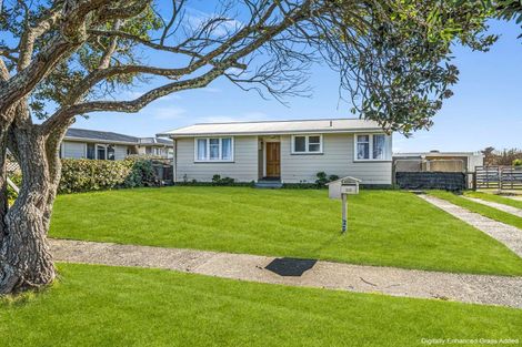 Photo of property in 55 Titoki Street, Castlecliff, Whanganui, 4501