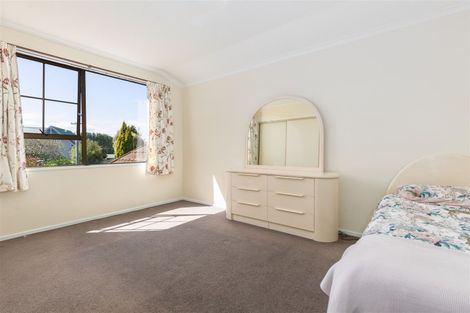 Photo of property in 12 Cunliffe Road, Redwood, Christchurch, 8051