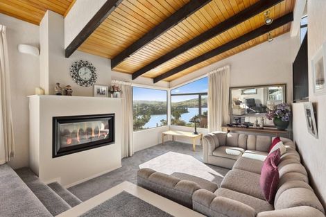 Photo of property in 52 Leeward Drive, Whitby, Porirua, 5024