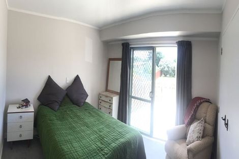 Photo of property in 38 Freyberg Crescent, Waikanae Beach, Waikanae, 5036