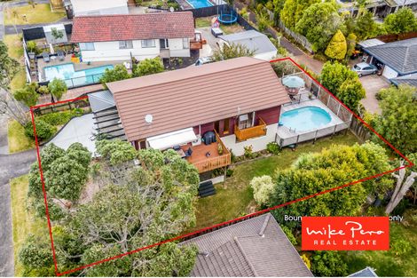 Photo of property in 7 Pokapu Street, Titirangi, Auckland, 0600