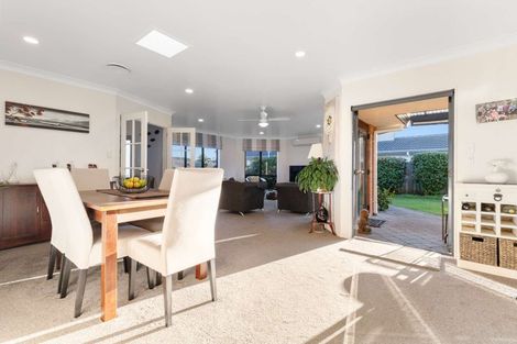 Photo of property in 53 Santa Monica Drive, Papamoa Beach, Papamoa, 3118