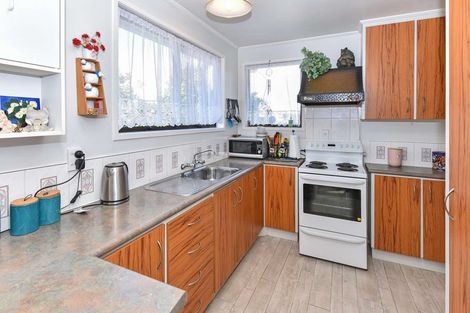 Photo of property in 14 Le Havre Place, Takanini, 2112