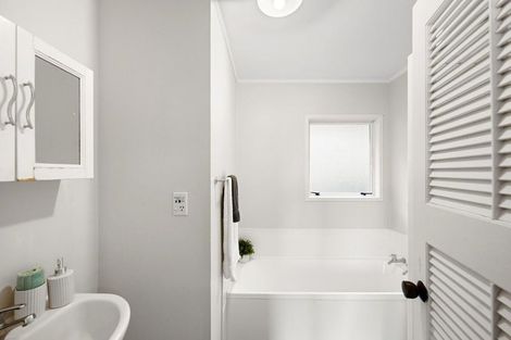 Photo of property in 17 Pygmalion Place, Dinsdale, Hamilton, 3204