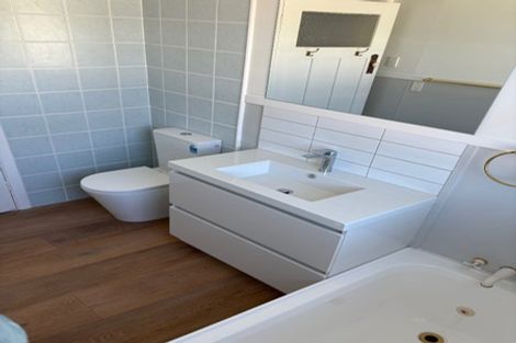 Photo of property in 6 Henui Street, Strandon, New Plymouth, 4312