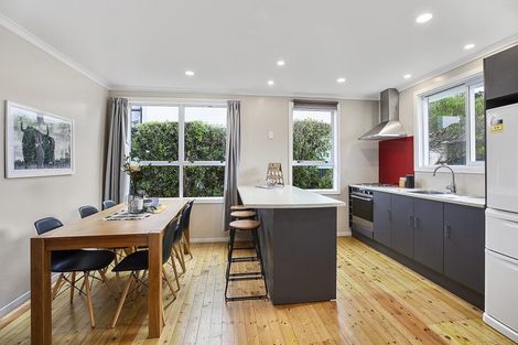 Photo of property in 43 Piko Street, Titahi Bay, Porirua, 5022