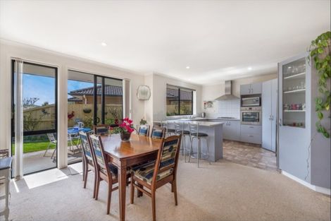 Photo of property in 10 Parkside Drive, Huntington, Hamilton, 3210