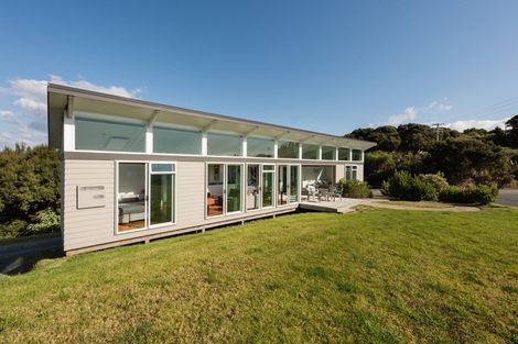 Photo of property in 190 Paroa Bay Road, Russell, 0272