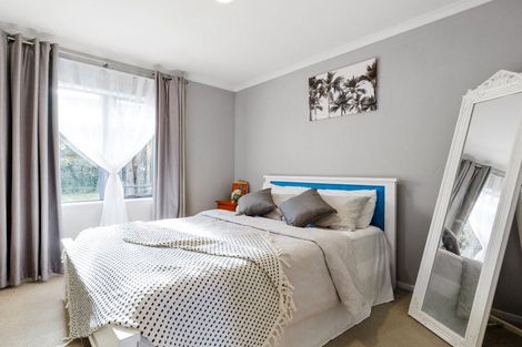 Photo of property in 21 Cate Road, Rototuna, Hamilton, 3210
