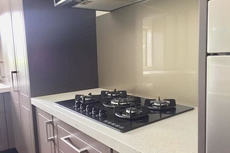 Photo of property in 18 Stottholm Road, Titirangi, Auckland, 0604