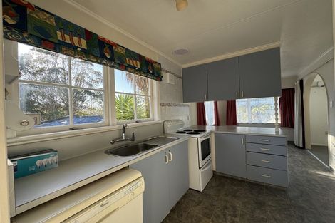 Photo of property in 36 Holland Street, Wainuiomata, Lower Hutt, 5014