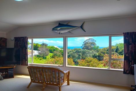 Photo of property in 11 Ocean View Road, Cable Bay, 0420