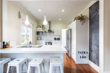 Photo of property in 54 Matipo Street, Takaro, Palmerston North, 4410