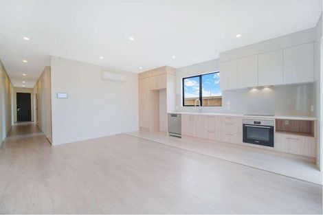 Photo of property in 12 Kaapehu Street, Karaka, 2578
