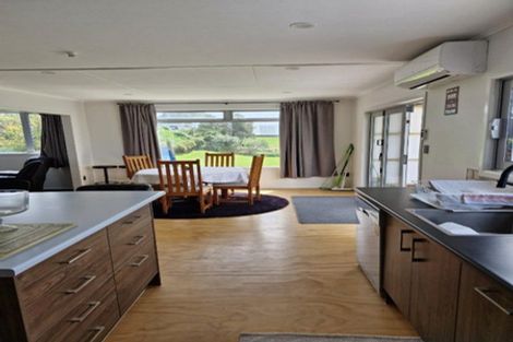 Photo of property in 11a Catherine Crescent, Moturoa, New Plymouth, 4310