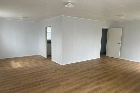 Photo of property in 1/58 Te Irirangi Drive, Clover Park, Auckland, 2019