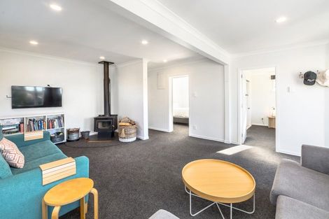 Photo of property in 18a Humphries Street, Greytown, 5712