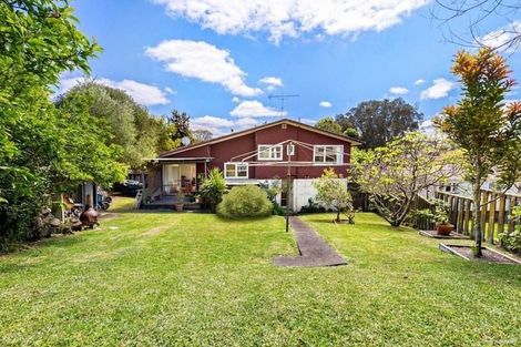 Photo of property in 25 Ellice Road, Totara Vale, Auckland, 0629
