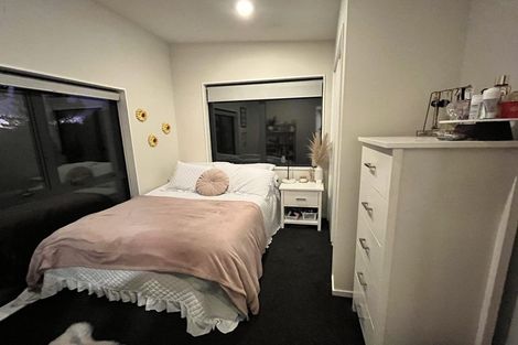 Photo of property in 69u7 Sheridan Terrace, Johnsonville, Wellington, 6037