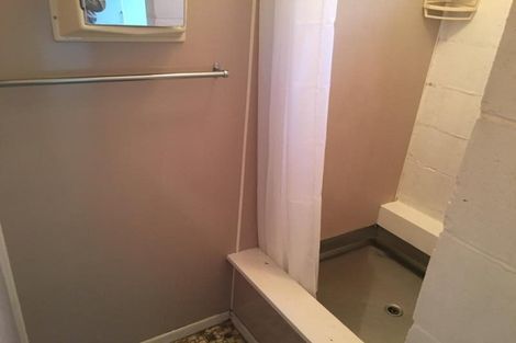 Photo of property in 41 Rimutaka Place, Titirangi, Auckland, 0604