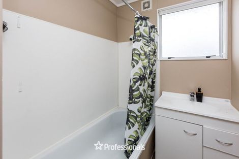 Photo of property in 71f2/ Gemstone Drive, Birchville, Upper Hutt, 5018