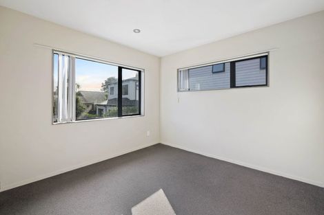 Photo of property in 55b Simpson Road, Ranui, Auckland, 0612
