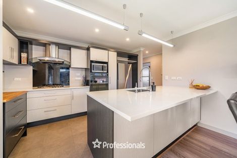 Photo of property in 8a Glen Iris Grove, Woburn, Lower Hutt, 5010