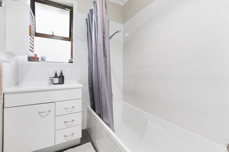 Photo of property in 25b Tui Street, Mount Maunganui, 3116