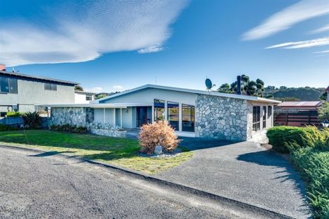 Photo of property in 58 Le Quesne Road, Bay View, Napier, 4104