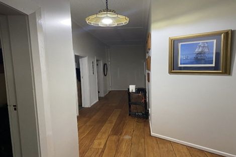 Photo of property in 25 Portia Street, Stratford, 4332